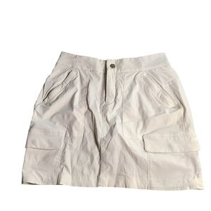 Athleta white cargo skirt